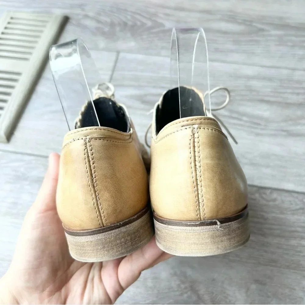Vintage FarFalle Beige Perforated Leather Lace Up Oxford Made in Italy